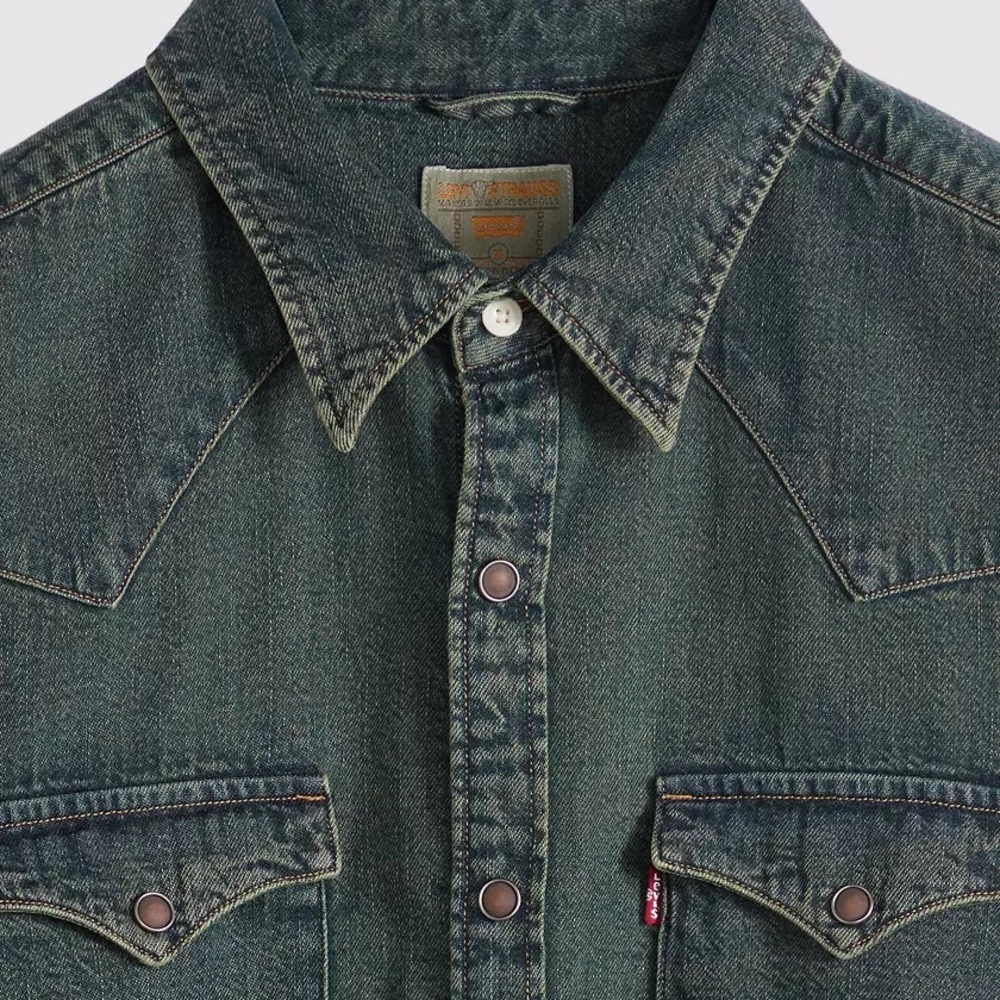 Vintage Inspired Levi’s Barstow Western Denim Shirt